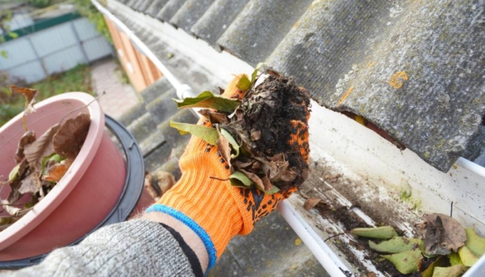 FAQs about Cleaning Guttering